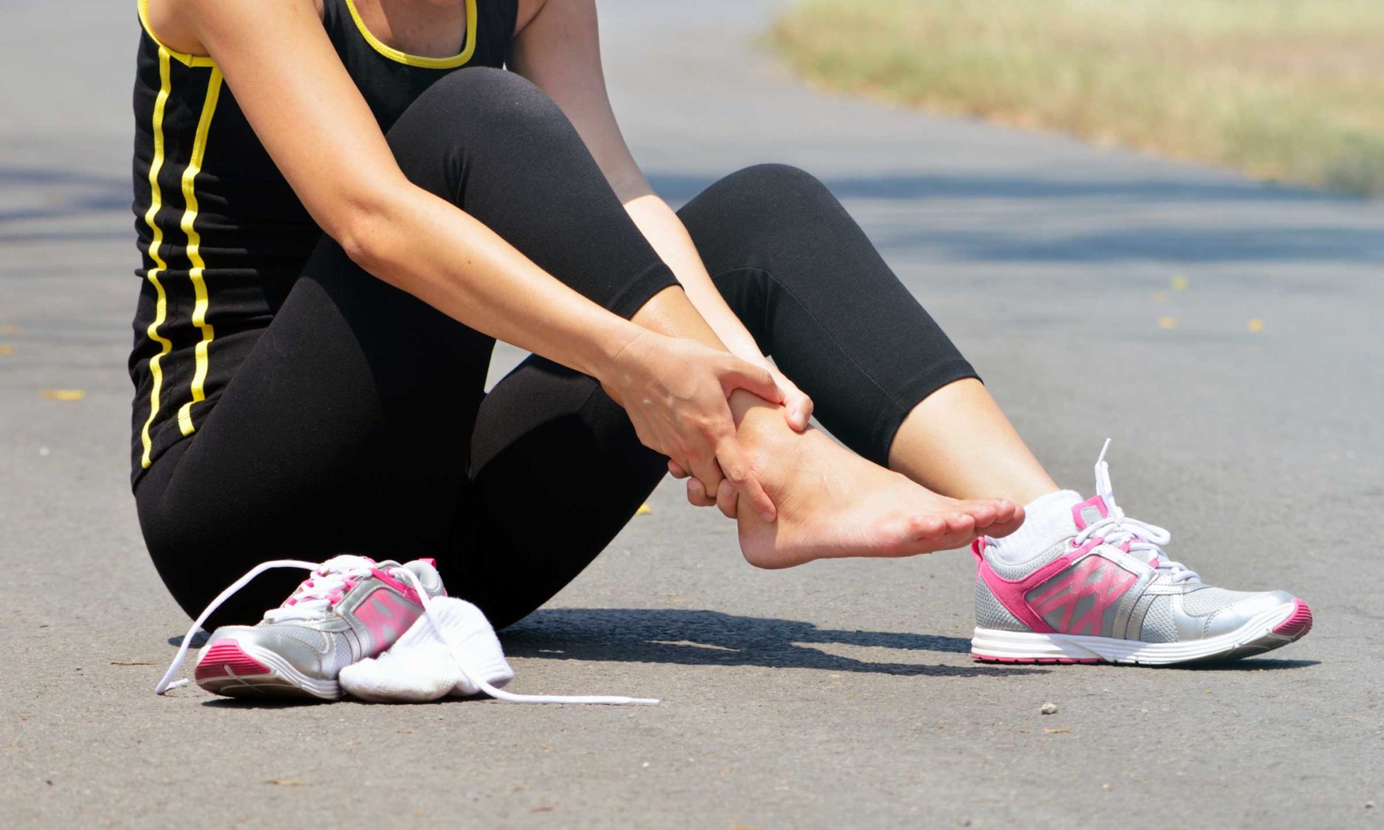 Lady ankle sprain during running